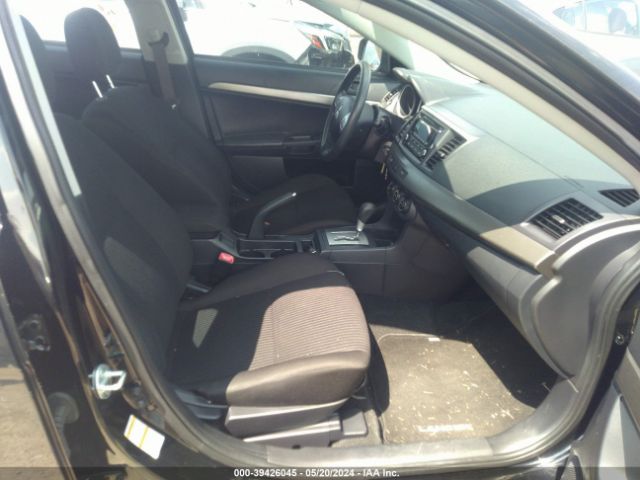 JA32U2FUXFU013471 Mitsubishi LANCER ES