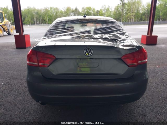 1VWAT7A30FC105414 Volkswagen Passat 1.8t Limited Edition