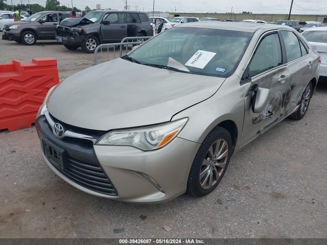 Toyota CAMRY XLE 2017 4T1BF1FK4HU793468 Image 2