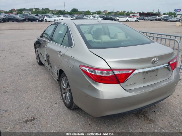 Toyota CAMRY XLE 2017 4T1BF1FK4HU793468 Image 3