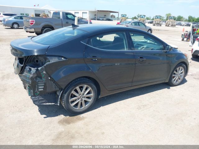 5NPDH4AE2FH610165 Hyundai ELANTRA SE