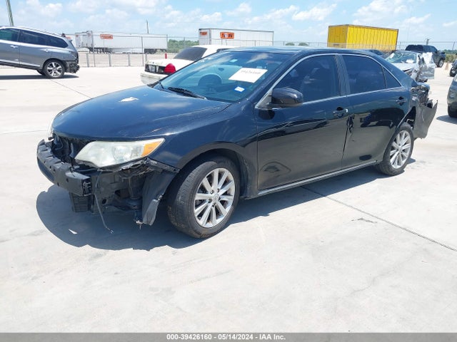 Toyota CAMRY XLE 2014 4T4BF1FKXER347455 Image 2