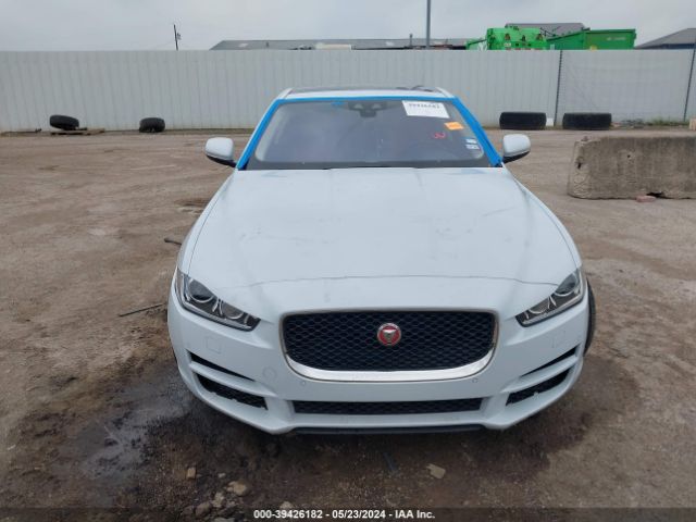 SAJAH4EV2JCP17106 Jaguar Xe 35t Portfolio Limited Edition