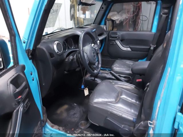 1C4BJWEG8JL825282 Jeep Wrangler Jk Unlimited Sahara
