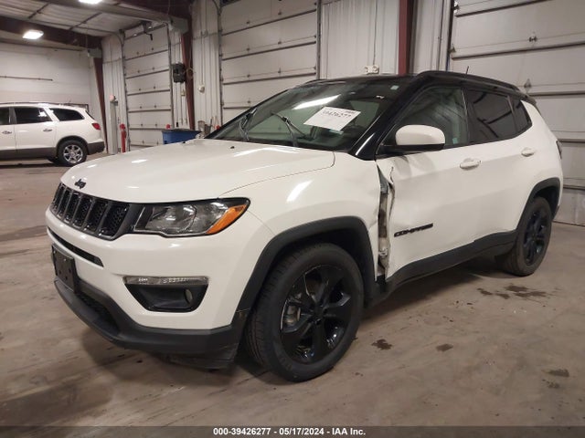 3C4NJCBB4KT649356 Jeep Compass Altitude Fwd