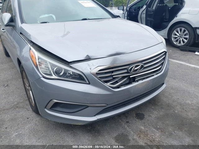 Hyundai SONATA SE 2016 5NPE24AF5GH388687 Image 6