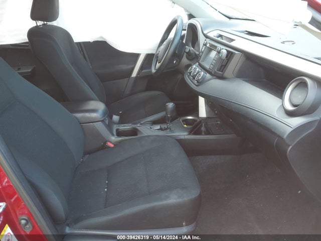 Toyota RAV4 LE 2018 2T3BFREV5JW746599 Image 5