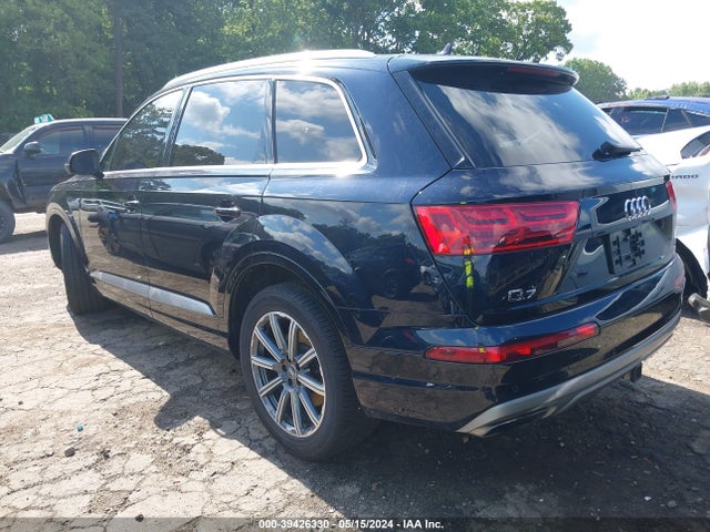 Audi Q7 3.0t Premium 2017 WA1LAAF71HD015254 Image 3