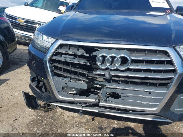 Audi Q7 3.0t Premium 2017 WA1LAAF71HD015254 Image 6