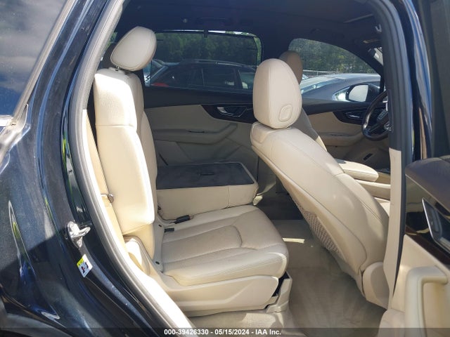 Audi Q7 3.0t Premium 2017 WA1LAAF71HD015254 Image 8