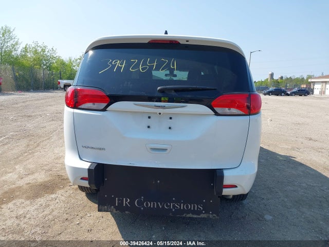 Chrysler Voyager Lx 2022 2C4RC1CG4NR103559 Image 16