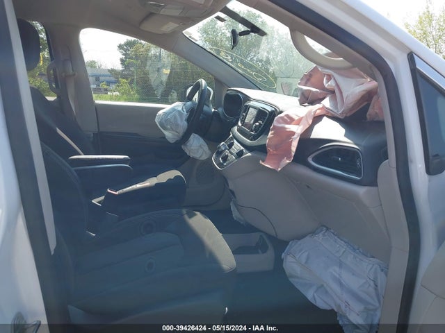 Chrysler Voyager Lx 2022 2C4RC1CG4NR103559 Image 5