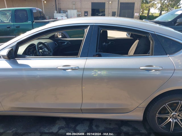 Chrysler 200 Limited 2015 1C3CCCAB1FN607790 Image 15