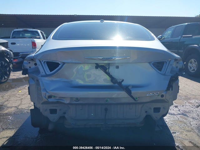 Chrysler 200 Limited 2015 1C3CCCAB1FN607790 Image 17
