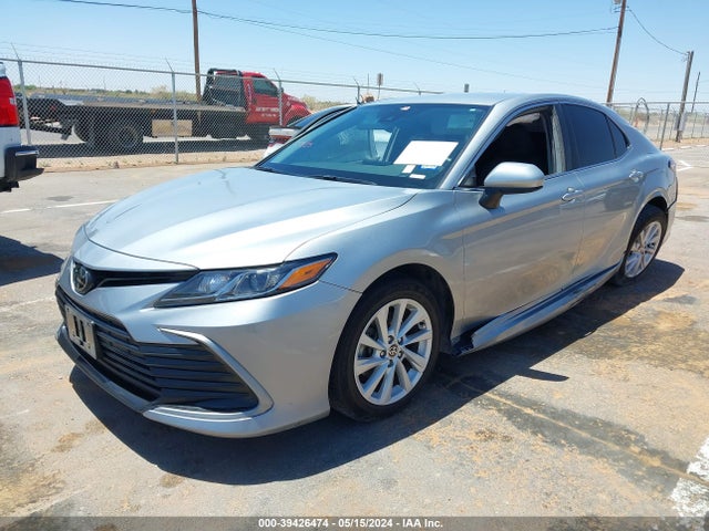 Toyota CAMRY LE 2021 4T1C11AK6MU467451 Image 2