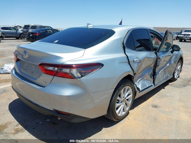 Toyota CAMRY LE 2021 4T1C11AK6MU467451 Image 4