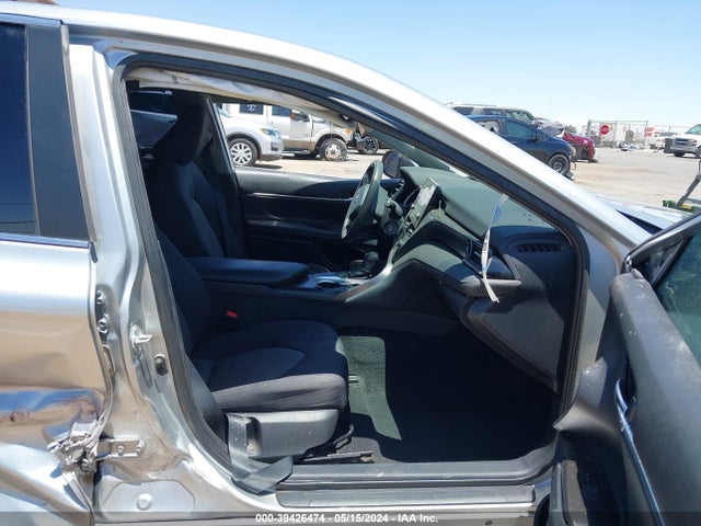 Toyota CAMRY LE 2021 4T1C11AK6MU467451 Image 5