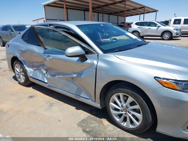 Toyota CAMRY LE 2021 4T1C11AK6MU467451 Image 6
