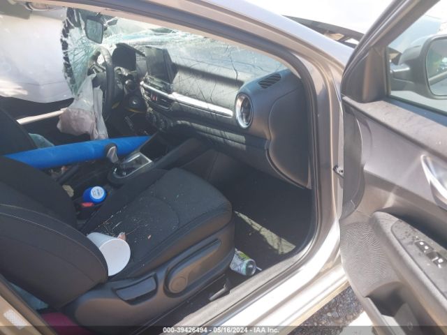 3KPF24AD1PE566697 KIA Forte Lxs