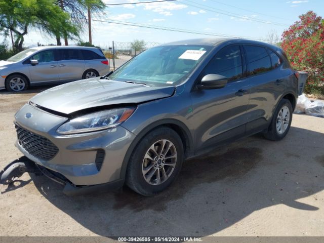 1FMCU0F62MUA00587 Ford ESCAPE S