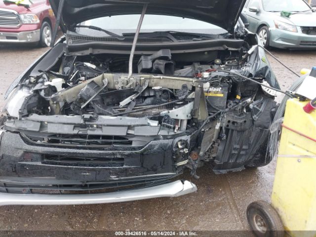 JA4AD3A32JJ003491 Mitsubishi Outlander Se