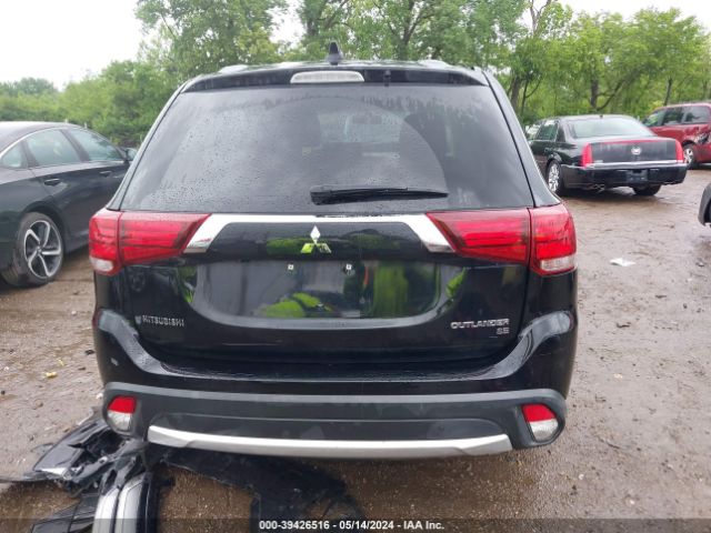 JA4AD3A32JJ003491 Mitsubishi Outlander Se