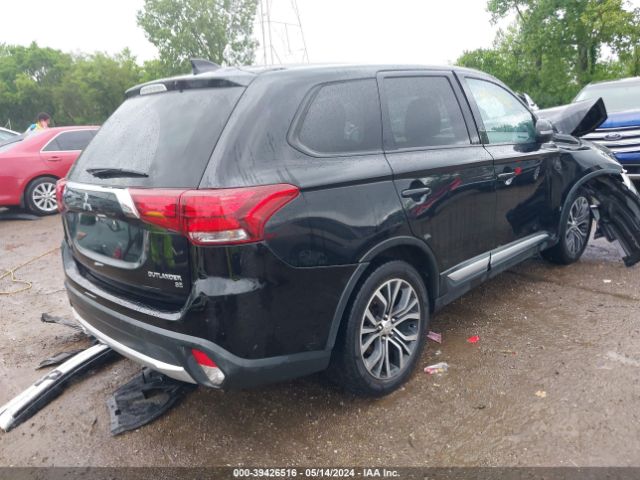 JA4AD3A32JJ003491 Mitsubishi Outlander Se