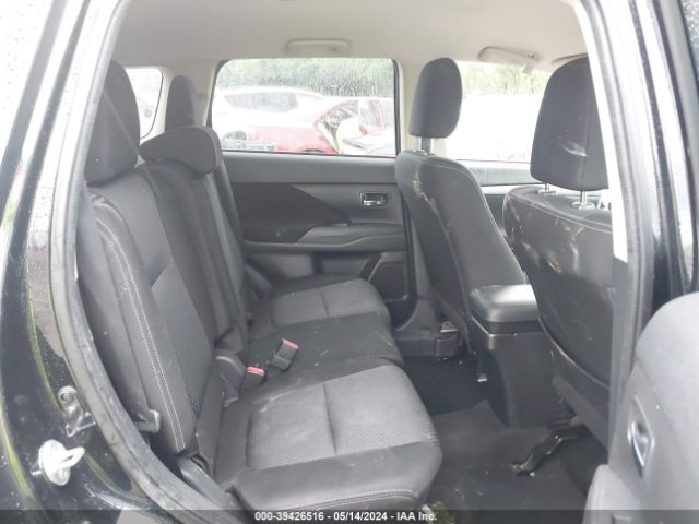 JA4AD3A32JJ003491 Mitsubishi Outlander Se