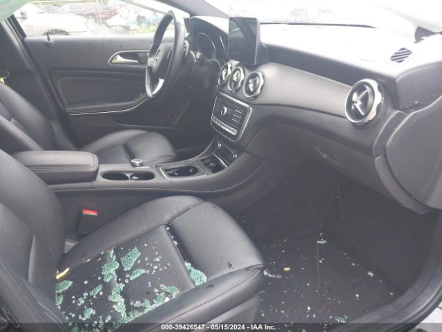 WDCTG4GBXLU027818 Mercedes-Benz Gla 250 4matic