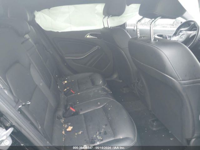 WDCTG4GBXLU027818 Mercedes-Benz Gla 250 4matic
