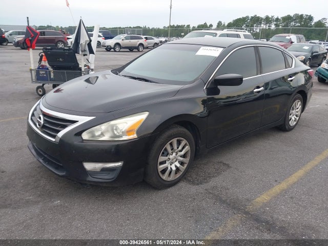 Nissan Altima 2.5 S 2015 1N4AL3AP2FN922506 Image 2