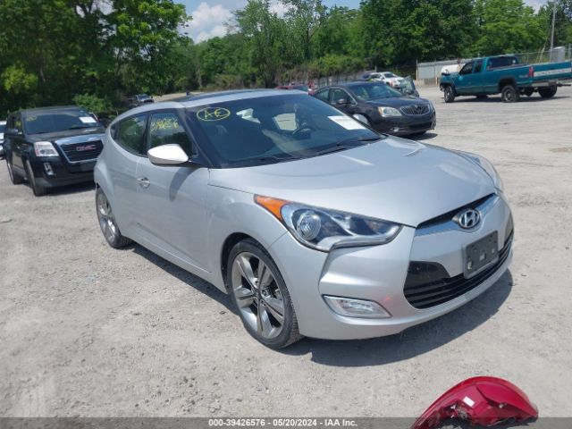 Auction sale of the 2016 Hyundai Veloster, vin: KMHTC6AD4GU301376, lot number: 39426576
