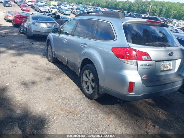 Subaru Outback 2.5i Premium 2014 4S4BRBDC4E3309681 Image 3