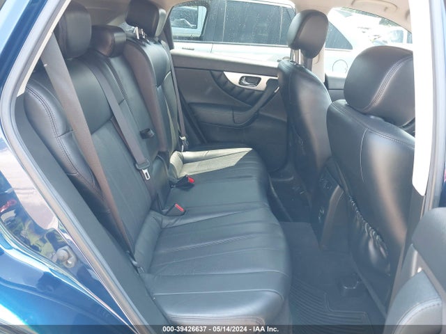 JN8CS1MW8GM751463 Infiniti QX70