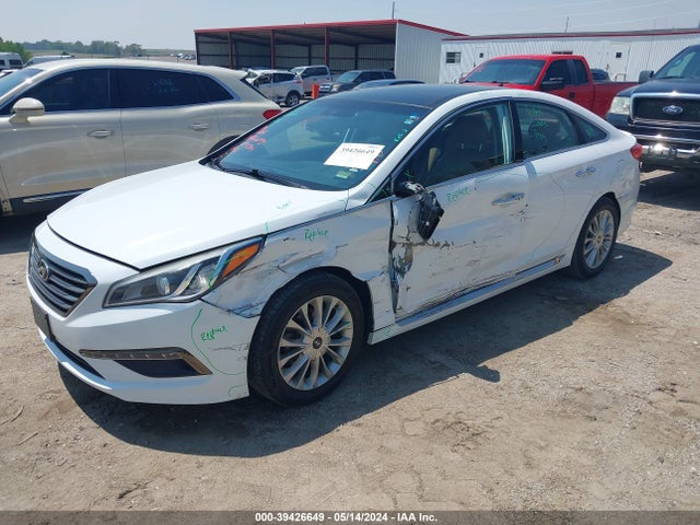 Hyundai Sonata Limited 2015 5NPE34AF2FH101141 Image 2