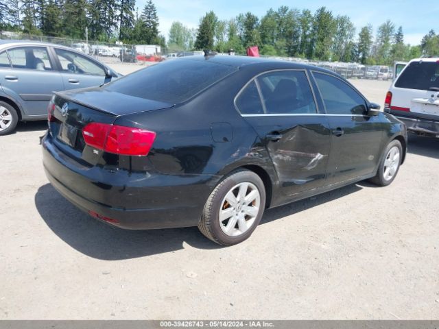 3VWD17AJ1EM393281 Volkswagen Jetta 1.8t Se