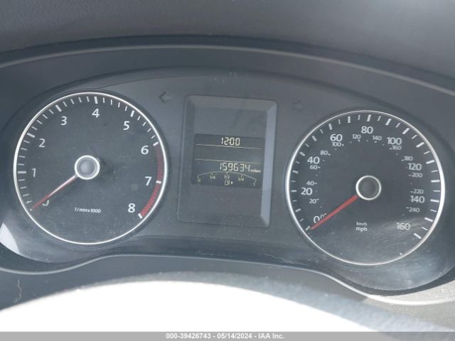 3VWD17AJ1EM393281 Volkswagen Jetta 1.8t Se