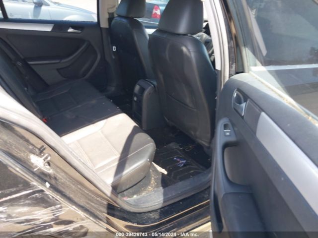 3VWD17AJ1EM393281 Volkswagen Jetta 1.8t Se