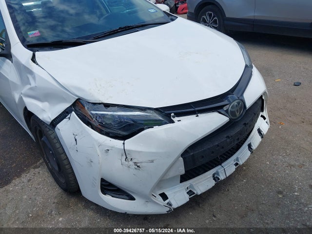 Toyota COROLLA LE 2018 2T1BURHE8JC003012 Image 6