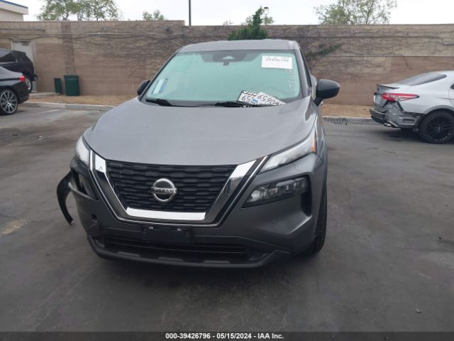 JN8AT3AA8MW017978 Nissan Rogue S Fwd