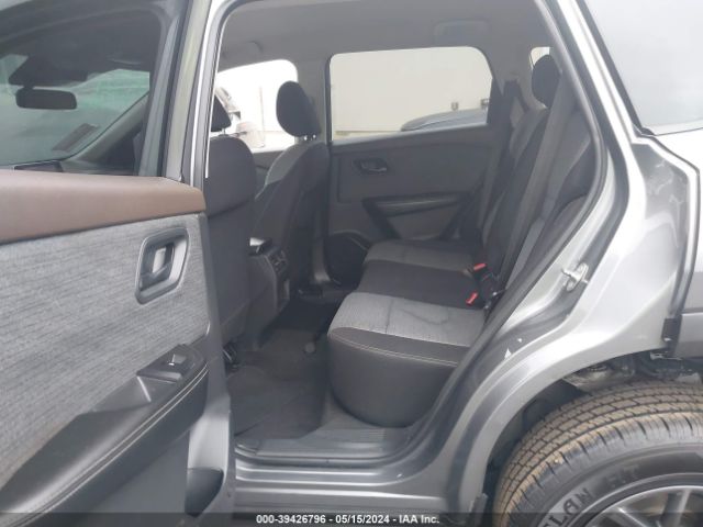 JN8AT3AA8MW017978 Nissan Rogue S Fwd
