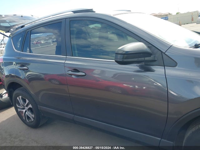 Toyota RAV4 LE 2018 JTMZFREV7JJ194794 Image 13