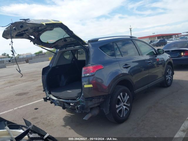 2018 TOYOTA RAV4 JTMZFREV7JJ194794 Photo 3