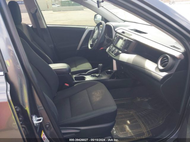 2018 TOYOTA RAV4 JTMZFREV7JJ194794 Photo 4