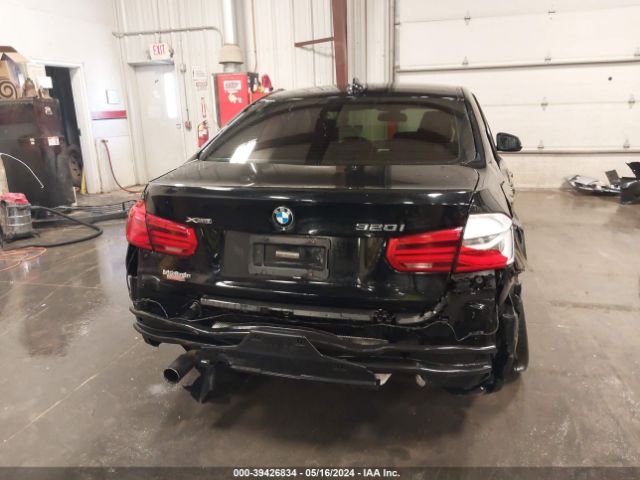 WBA8E5G58GNU20294 BMW 320i Xdrive