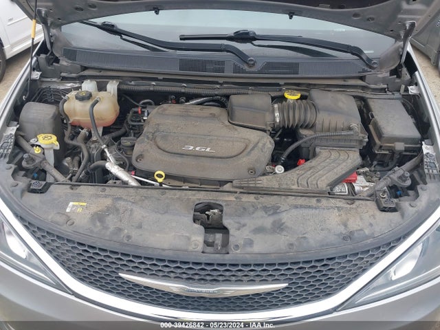 2C4RC1BG4JR120860 Chrysler Pacifica Touring L