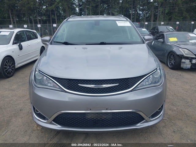 2C4RC1BG4JR120860 Chrysler Pacifica Touring L