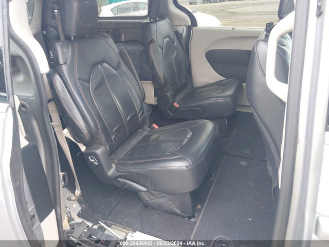 2C4RC1BG4JR120860 Chrysler Pacifica Touring L