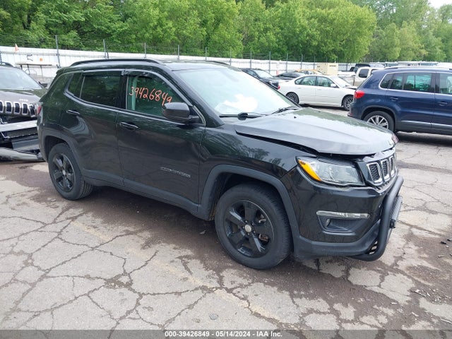 Jeep Compass Latitude 4x4 2018 3C4NJDBB1JT345101 Image 1