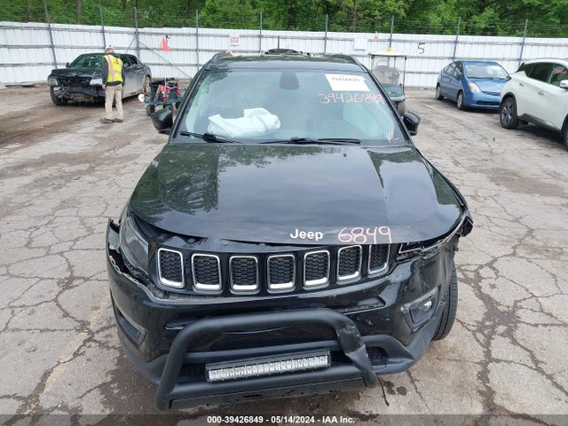 Jeep Compass Latitude 4x4 2018 3C4NJDBB1JT345101 Image 12